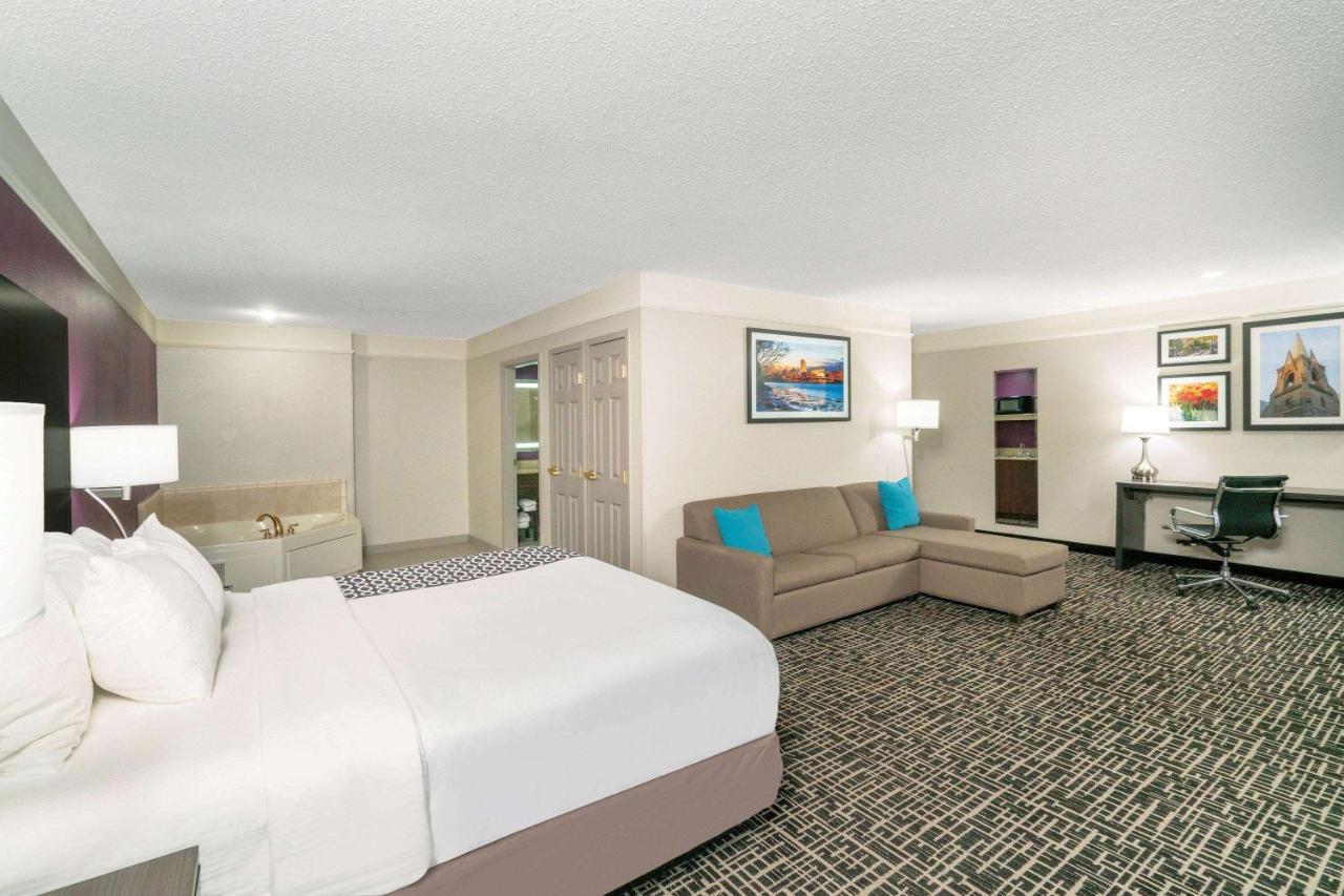 Hotel La Quinta By Wyndham Latham Albany Airport Zewnętrze zdjęcie