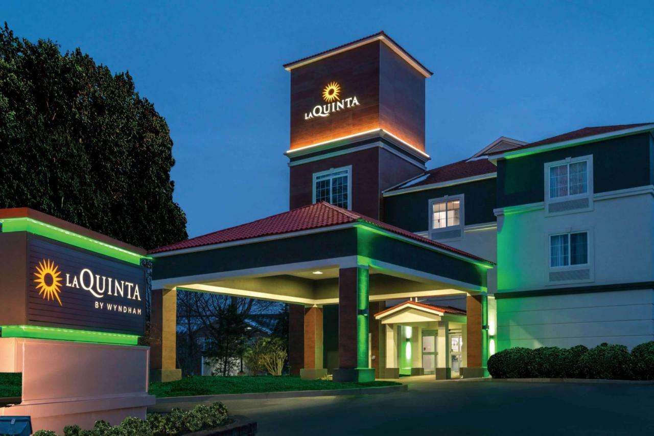 Hotel La Quinta By Wyndham Latham Albany Airport Zewnętrze zdjęcie